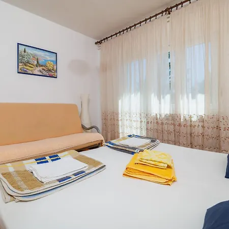 Sobe Frano I Lovro Ck 3* 茨里克韦尼察