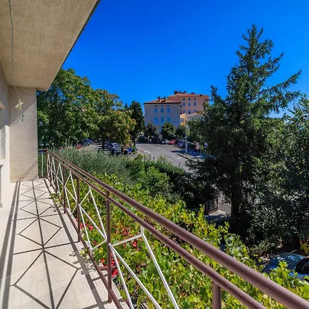 Sobe Frano I Lovro Ck