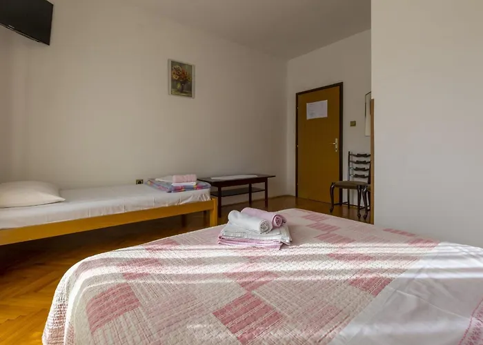 Maison d'hôtes Sobe Frano I Lovro Ck