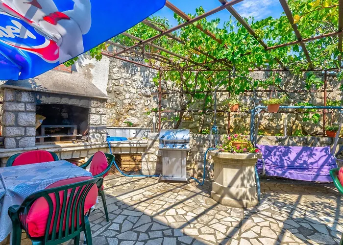 Sobe Frano I Lovro Ck Crikvenica