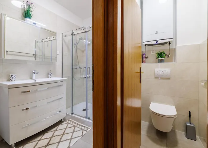 Sobe Frano I Lovro Ck Crikvenica